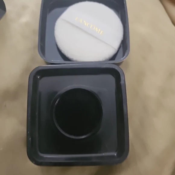 Lancome Poudre Majeur Loose Powder - Picture 5 of 7